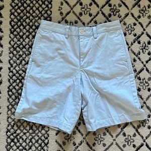 Vineyard vines baby blue shorts